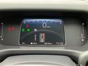 e:HEVクロスター フロアマット 9インチ純正ナビ ETC シートヒーター 運転支援 LEDヘッドライト ブラインドスポットモニター 本革巻ステアリングホイール 360°スーパーUV・IRカット 15インチAW(12枚目)