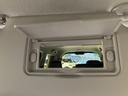 e:HEVクロスター フロアマット 9インチ純正ナビ ETC シートヒーター 運転支援 LEDヘッドライト ブラインドスポットモニター 本革巻ステアリングホイール 360°スーパーUV・IRカット 15インチAW(30枚目)