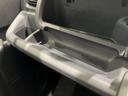 e:HEVクロスター フロアマット 9インチ純正ナビ ETC シートヒーター 運転支援 LEDヘッドライト ブラインドスポットモニター 本革巻ステアリングホイール 360°スーパーUV・IRカット 15インチAW(32枚目)