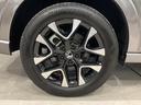 アルミホイール付！鉄ホイールと違って軽いので燃費にも影響してきます。ガソリンの高騰に少しは貢献します！デザインもさり気なく、スタイリッシュな感じとなっています。
