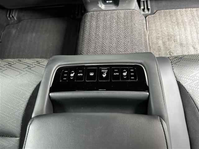 ＬＳ ＬＳ５００　Ｆスポーツ　レクサスセーフティシステム　サンルーフ　イージークローザードア　パワーシート　純正デジタルインナーミラー　フルセグＴＶ　全方位カメラ　Ｂｌｕｅｔｏｏｔｈ接続（13枚目）