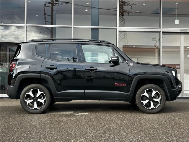 ジープ・レネゲード トレイルホーク(3枚目)