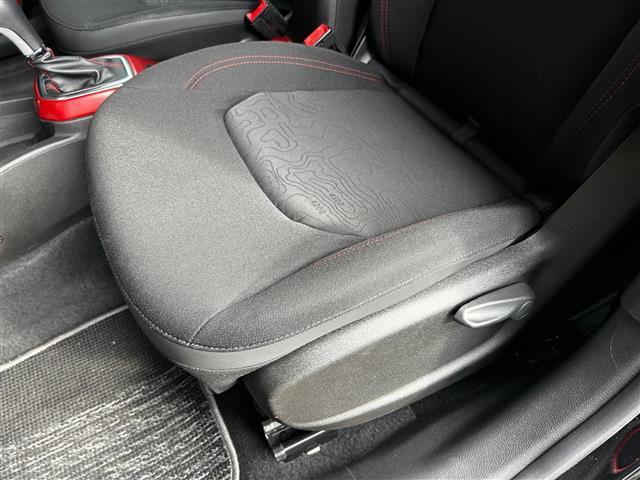 ジープ・レネゲード トレイルホーク(11枚目)