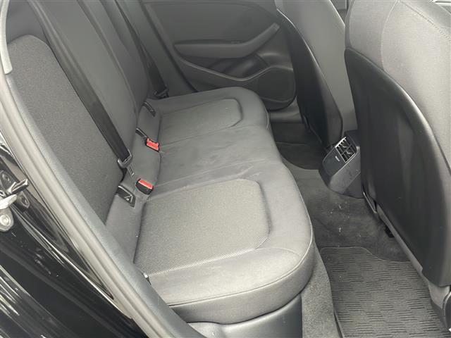 A3 スポーツバック30TFSI アシスタンスP コンビニエンスP ナビP(8枚目)