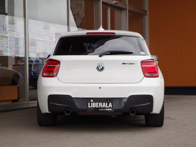 M135i 正規D車 ワンオーナー 純正HDDナビ Bカメラ(4枚目)