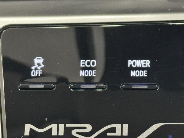 ＭＩＲＡＩ ベースグレード　ＬＥＤヘッドライト　クルーズコントロール　ＡＣ１００Ｖ電源　横滑り防止機能　キーフリー　アルミホイール　ワンオーナー　ナビＴＶ　サイドエアバッグ　パワーウィンドウ　スマートキー　盗難防止　ＤＶＤ再生（15枚目）