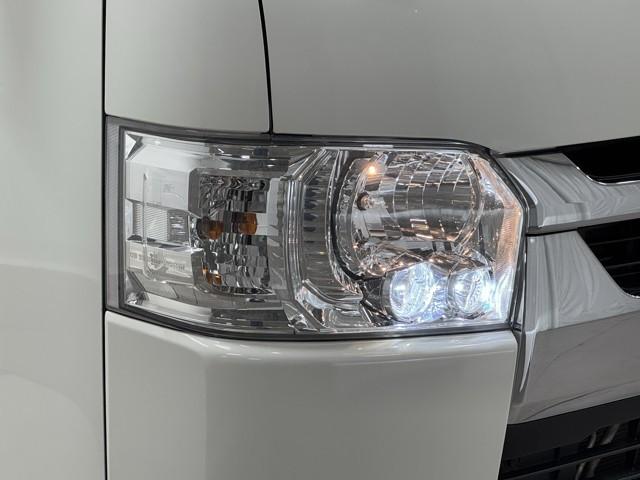 ハイエースバン ＤＸ　ＧＬパッケージ　Ｂカメラ　デュアルエアバック　ＬＥＤ　リモコンキー　横滑り防止　オートエアコン　パワーウィンドウ　エアバッグ　ＡＣ１００Ｖ　ＡＵＸ入力　ナビＴＶ　パワステ　盗難防止装置　ワンセグＴＶ　ＡＢＳ　ＥＴＣ（18枚目）