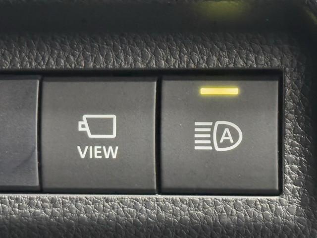 ＲＡＶ４ Ｇ　Ｚパッケージ　インテリジェントクリアランスソナー　整備記録簿　ＡＷＤ　ＬＥＤライト　アルミホイル　オートクルーズ　横滑り防止装置　バックガイドモニター　盗難防止装置　デュアルエアバッグ　メモリナビ　キーレス　ＡＢＳ（13枚目）
