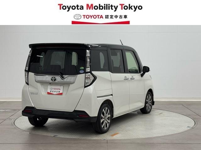 タンク カスタムＧ－Ｔ　スマキ－　地上デジタル　アルミホイル　踏み間違い防止装置　両側電動ドア　ＬＥＤヘッドライト　クルコン　リアカメラ　横滑り防止装置　ＥＴＣ　キーレス　ＴＶナビ　オートエアコン　パワーウインドウ　ＤＶＤ（2枚目）