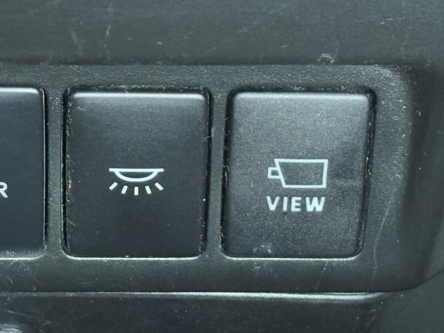 タンク カスタムＧ－Ｔ　スマキ－　地上デジタル　アルミホイル　踏み間違い防止装置　両側電動ドア　ＬＥＤヘッドライト　クルコン　リアカメラ　横滑り防止装置　ＥＴＣ　キーレス　ＴＶナビ　オートエアコン　パワーウインドウ　ＤＶＤ（19枚目）