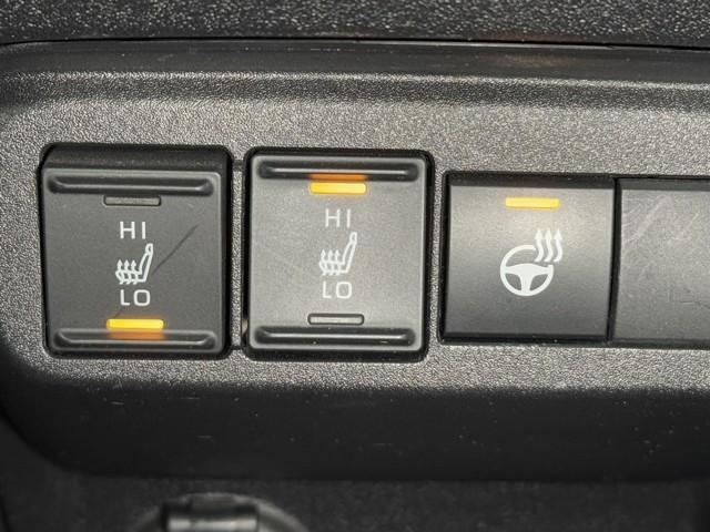 シエンタ HVZスロープタイプ1 ナビ フルセグTV 衝突軽減ブレーキ モデリスタアルミ イモビライザー 整備記録簿 バックモニター LEDヘッドライト ETC車載器 横滑り防止 スマートキー オートエアコン 両側電動スライドドア(16枚目)