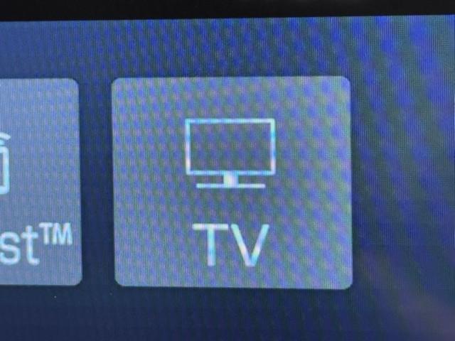 アクア Ｇ　ＶＳＣ　アルミ　衝突軽減ブレーキ　メモリナビ　アイドルストップ　パワーシート　バックモニター　ＬＥＤ　クルーズコントロール　スマートキー　ＥＴＣ車載器　ＡＣ１００Ｖ　ドライブレコーダー　フルセグＴＶ（7枚目）