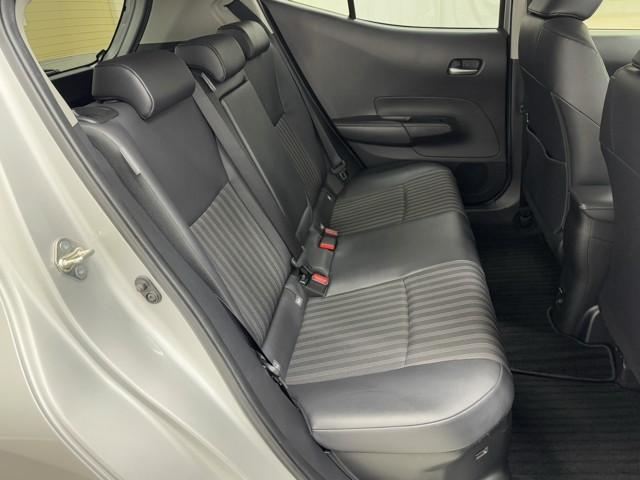 アクア Ｇ　ＶＳＣ　アルミ　衝突軽減ブレーキ　メモリナビ　アイドルストップ　パワーシート　バックモニター　ＬＥＤ　クルーズコントロール　スマートキー　ＥＴＣ車載器　ＡＣ１００Ｖ　ドライブレコーダー　フルセグＴＶ（17枚目）