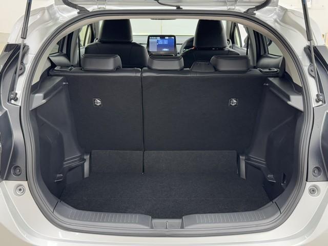 アクア Ｇ　ＶＳＣ　アルミ　衝突軽減ブレーキ　メモリナビ　アイドルストップ　パワーシート　バックモニター　ＬＥＤ　クルーズコントロール　スマートキー　ＥＴＣ車載器　ＡＣ１００Ｖ　ドライブレコーダー　フルセグＴＶ（18枚目）