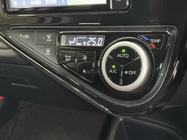 アクア Ｓスタイルブラック　ＡＵＸ端子　ＥＣＯモード　記録簿あり　バックモニタ－　地デジフルセグ　ナビＴＶ　イモビライザー　ＬＥＤライト　スマートキープッシュスタート　ＥＴＣ付き　Ｗエアバッグ　キーフリ　メモリーナビゲーション（11枚目）