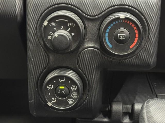 プロボックス ＧＬ　点検記録簿　運転席エアバック　パワーウインド　ＴＳＳ　Ｗエアバッグ　盗難防止システム　パワーステアリング　横滑り防止機能　エアコン　キーレスキー　ＡＢＳ　ドライブレコーダー　ＥＴＣ付（6枚目）