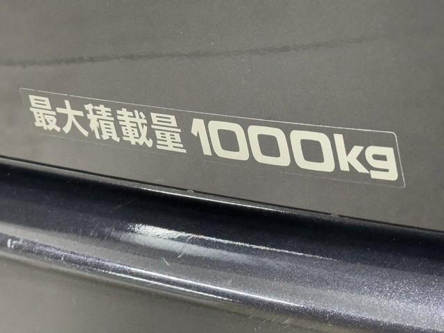 ハイエースバン スーパーGL ダークプライムII 衝突回避システム 運転席助手席エアバック ESC ドライブレコーダー付 フルフラット スマートエントリー LEDライト 地デジ エアコン パワーウィンドウ エアバック キーレスエントリー ETC付き(19枚目)