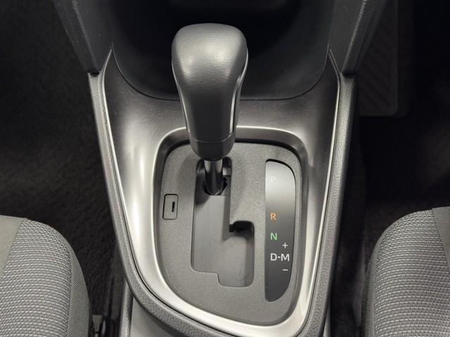 ヤリスクロス G ETC装備 リヤカメラ 点検記録簿 スマートエントリー イモビライザー オートエアコン アルミホイール キーレス パワーウィンドウ クルコン ABS ドライブレコーダー エアバッグ パワーステアリング(11枚目)