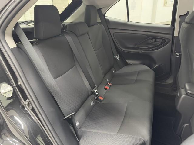 ヤリスクロス G ETC装備 リヤカメラ 点検記録簿 スマートエントリー イモビライザー オートエアコン アルミホイール キーレス パワーウィンドウ クルコン ABS ドライブレコーダー エアバッグ パワーステアリング(15枚目)