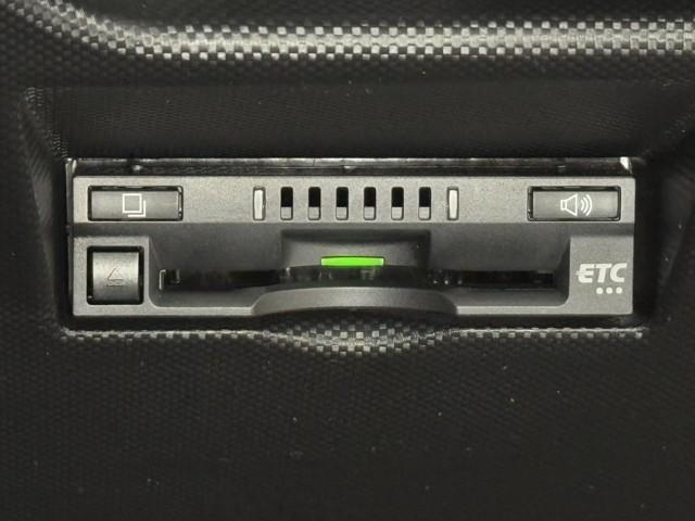 ライズ Ｚ　衝突回避システム　メディアプレイヤー接続　スマートキ－　リヤカメラ　アルミホイール　エコアイドル　ＬＥＤライト　オートエアコン　横滑り防止機能　ＴＶ　キーフリー　パワーウインドウ　エアバッグ　ＥＴＣ（6枚目）