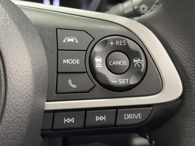 ライズ Ｚ　衝突回避システム　メディアプレイヤー接続　スマートキ－　リヤカメラ　アルミホイール　エコアイドル　ＬＥＤライト　オートエアコン　横滑り防止機能　ＴＶ　キーフリー　パワーウインドウ　エアバッグ　ＥＴＣ（9枚目）