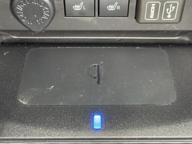 ライズ Ｚ　衝突回避システム　メディアプレイヤー接続　スマートキ－　リヤカメラ　アルミホイール　エコアイドル　ＬＥＤライト　オートエアコン　横滑り防止機能　ＴＶ　キーフリー　パワーウインドウ　エアバッグ　ＥＴＣ（13枚目）