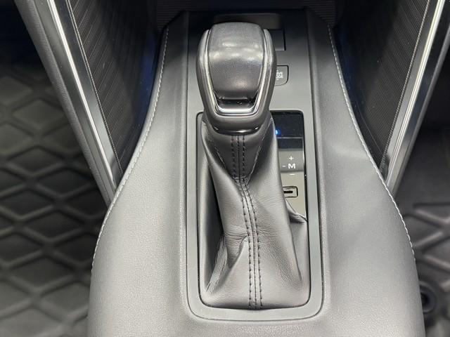 ハリアー Ｇ　衝突回避ブレーキ　ＡＵＸ接続　セキュリティーアラーム　ＡＡＣ　バックモニタ－　記録簿有　１オーナ　横滑防止装置　ＬＥＤランプ　スマキー　キーフリー　ＡＷ　ＥＴＣ車載器　ＰＳ　パワーウインドウ　ナビ（9枚目）