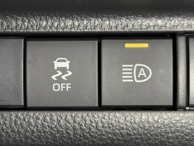 ハリアー Ｇ　衝突回避ブレーキ　ＡＵＸ接続　セキュリティーアラーム　ＡＡＣ　バックモニタ－　記録簿有　１オーナ　横滑防止装置　ＬＥＤランプ　スマキー　キーフリー　ＡＷ　ＥＴＣ車載器　ＰＳ　パワーウインドウ　ナビ（11枚目）