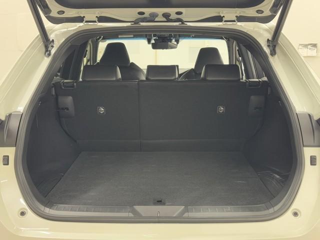 ハリアー Ｇ　衝突回避ブレーキ　ＡＵＸ接続　セキュリティーアラーム　ＡＡＣ　バックモニタ－　記録簿有　１オーナ　横滑防止装置　ＬＥＤランプ　スマキー　キーフリー　ＡＷ　ＥＴＣ車載器　ＰＳ　パワーウインドウ　ナビ（15枚目）