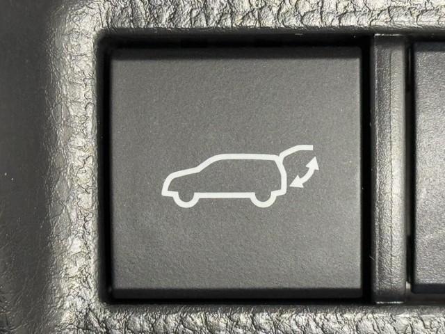 ハリアー Ｇ　衝突回避ブレーキ　ＡＵＸ接続　セキュリティーアラーム　ＡＡＣ　バックモニタ－　記録簿有　１オーナ　横滑防止装置　ＬＥＤランプ　スマキー　キーフリー　ＡＷ　ＥＴＣ車載器　ＰＳ　パワーウインドウ　ナビ（16枚目）