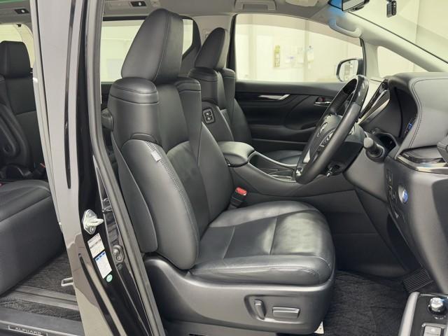 アルファードハイブリッド SR 黒革シート エアコン 100V充電 地デジ 両電動ドア ミュージックプレイヤー接続可 電動シート LEDライト キーレス ETC車載器 ドラレコ メモリナビ Bカメラ 盗難防止 エアバッグ 3列シート(17枚目)