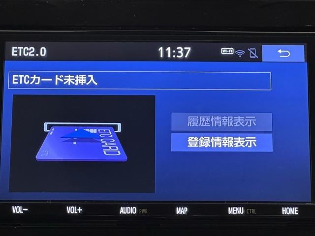 ノア クルマイスシヨウスロープ１　メモリーナビ　バックカメラ　フルセグＴＶ　衝突被害軽減ブレーキ　両側電動スライドドア　ＡＢＳ　ドライブレコーダー　後席モニター　パワーウィンドウ　スマートキー　イモビライザー　横滑り防止装置　記録簿（10枚目）