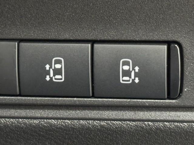 セレナ ＸＶ　日産コネクトナビ　アラウンドビューモニター　ＥＴＣ　フルセグＴＶ　衝突被害軽減ブレーキ　両側電動スライドドア　ＡＢＳ　パワーウィンドウ　横滑り防止装置　ドラレコ　置くだけ充電　記録簿（11枚目）