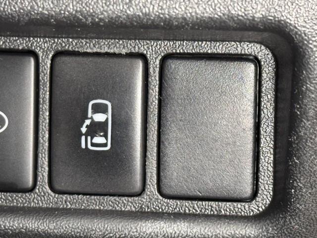 ハイエースバン WEL クルマイスシヨウB メモリーナビ バックカメラ ワンセグ 衝突被害軽減ブレーキ ABS ドライブレコーダー キーレス イモビライザー パワーウィンドウ 片側電動スライドドア 横滑り防止装置 ハロゲンライト 記録簿(14枚目)