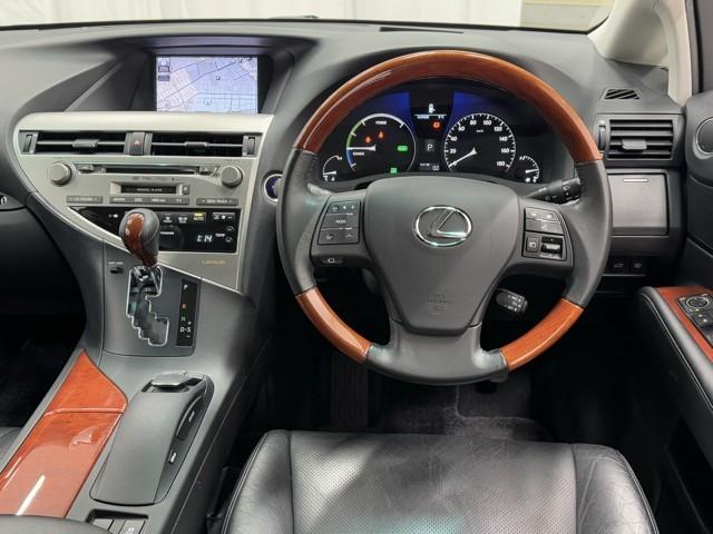 �V���v���Ȃ���@�\�����ӂ��^�]�Ȏ���ł��B�@�g���₷���X�C�b�`�ނ̔z�u�ɂ��ƂĂ��^�]���₷���ł���B