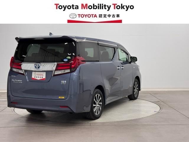 アルファードハイブリッド エグゼクティブラウンジ　インテリジェントクリアランスソナー　地デジＴＶ　両側電動スライドドア　黒革シート　バックモニタ－　ＬＥＤライト　アイドリングストップ　横滑り防止機能　４ｗｄ　３列シート　オートクルーズコントロール（2枚目）