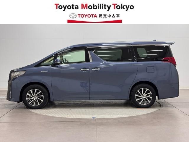 アルファードハイブリッド エグゼクティブラウンジ　インテリジェントクリアランスソナー　地デジＴＶ　両側電動スライドドア　黒革シート　バックモニタ－　ＬＥＤライト　アイドリングストップ　横滑り防止機能　４ｗｄ　３列シート　オートクルーズコントロール（3枚目）