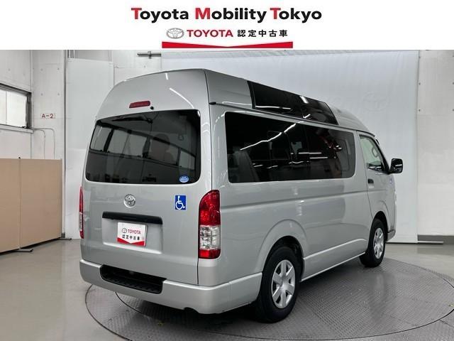 ハイエースバン WEDXハイルーフクルマイスシ メモリーナビ ワンセグTV バックカメラ ドラレコ キーレス イモビライザー ハロゲンライト ABS パワーウィンドウ パワステ マニュアルエアコン リヤエアコン エアバッグ 記録簿(4枚目)