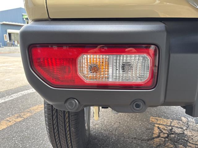 ジムニー ＸＣ　４ＷＤ　４ＡＴ　届出済未使用車　スズキセーフティサポート付　ＬＥＤヘッドライト　車線逸脱警報　衝突軽減システム　スマートキー　オートライト　電動格納ミラー　シートヒーター　アイドリングストップ（38枚目）