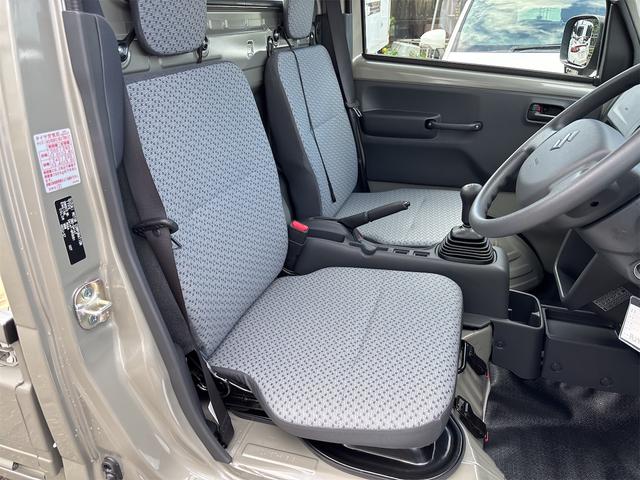 キャリイトラック ＫＣ　届出済未使用車　４ＷＤ　５ＭＴ　アイドリングストップ　オートライト　クリアナンスソナー　エアコン　パワステ　ＡＭ／ＦＭラジオ（10枚目）