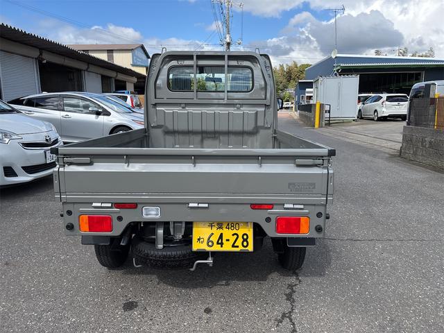 キャリイトラック ＫＣ　届出済未使用車　４ＷＤ　５ＭＴ　アイドリングストップ　オートライト　クリアナンスソナー　エアコン　パワステ　ＡＭ／ＦＭラジオ（23枚目）