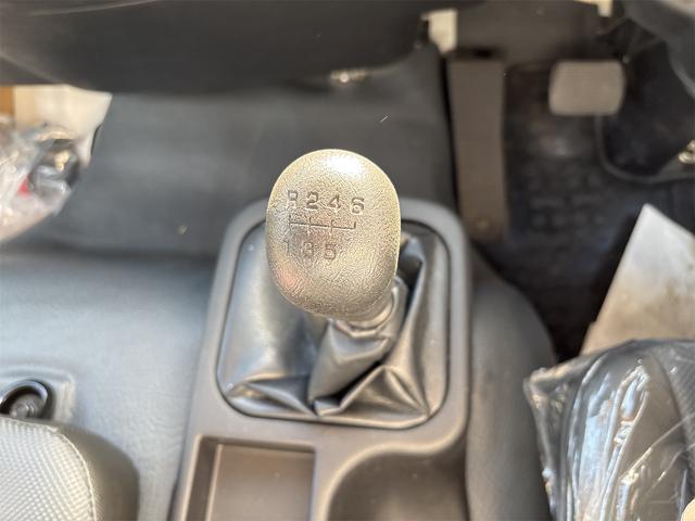 ファイター 3.5t 6MT 新明和製アームロール バックモニター Bluetooth対応ラジオ 車線逸脱警報装置 HID&フォグ 車幅灯 作業灯 オートエアコン(10枚目)