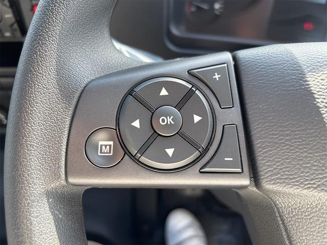 ファイター 3.5t 6MT 新明和製アームロール バックモニター Bluetooth対応ラジオ 車線逸脱警報装置 HID&フォグ 車幅灯 作業灯 オートエアコン(17枚目)