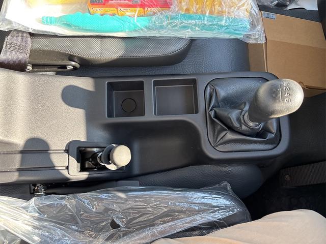 ファイター 3.5t 6MT 新明和製アームロール バックモニター Bluetooth対応ラジオ 車線逸脱警報装置 HID&フォグ 車幅灯 作業灯 オートエアコン(29枚目)