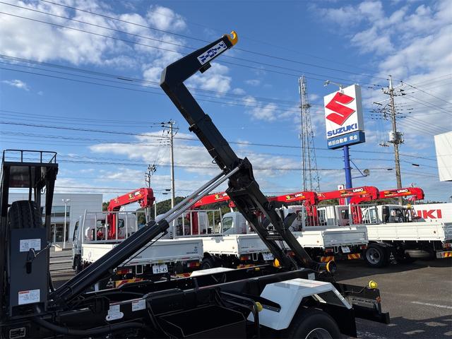 ファイター 3.5t 6MT 新明和製アームロール バックモニター Bluetooth対応ラジオ 車線逸脱警報装置 HID&フォグ 車幅灯 作業灯 オートエアコン(48枚目)