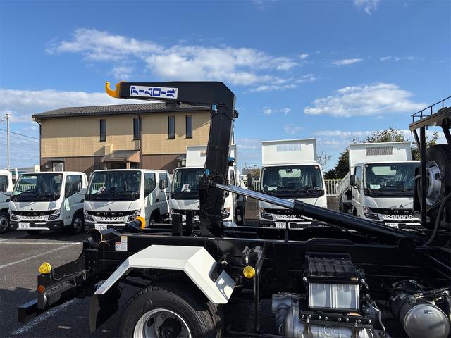 ファイター 3.5t 6MT 新明和製アームロール バックモニター Bluetooth対応ラジオ 車線逸脱警報装置 HID&フォグ 車幅灯 作業灯 オートエアコン(51枚目)