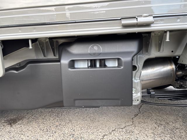 キャリイトラック KCエアコン・パワステ農繁仕様 届出済未使用車 5MT 4WD スズキセーフティサポート デフロック LED荷台作業灯 リアゲートチェーン AM/FMラジオ 電波式キーレスエントリー エアコン パワステ パワーウインドウ(34枚目)