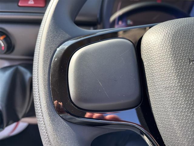 キャンター 全低床ダンプ　新明和製ローダーダンプ　３ｔ　５ＭＴ　助手席サンバイザー　助手席電動格納ミラー　バックモニター　スマートキー　ＬＥＤヘッドライト　Ｂｌｕｅｔｏｏｔｈ対応オーディオ（17枚目）