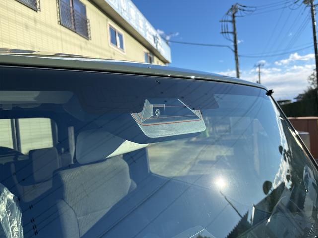 ジムニー ＸＣ　後期モデル　届出済未使用車　４ＡＴ　４ＷＤ　スズキセーフティサポート　ＬＥＤヘッドライト　クルーズコントロール　デュアルセンサーブレーキサポートＩＩ　ＬＥＤルームランプ　シートヒーター（7枚目）