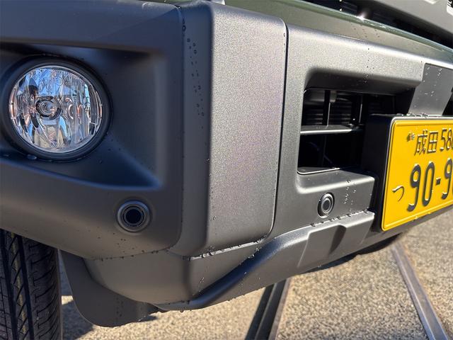 ジムニー ＸＣ　後期モデル　届出済未使用車　４ＡＴ　４ＷＤ　スズキセーフティサポート　ＬＥＤヘッドライト　クルーズコントロール　デュアルセンサーブレーキサポートＩＩ　ＬＥＤルームランプ　シートヒーター（9枚目）